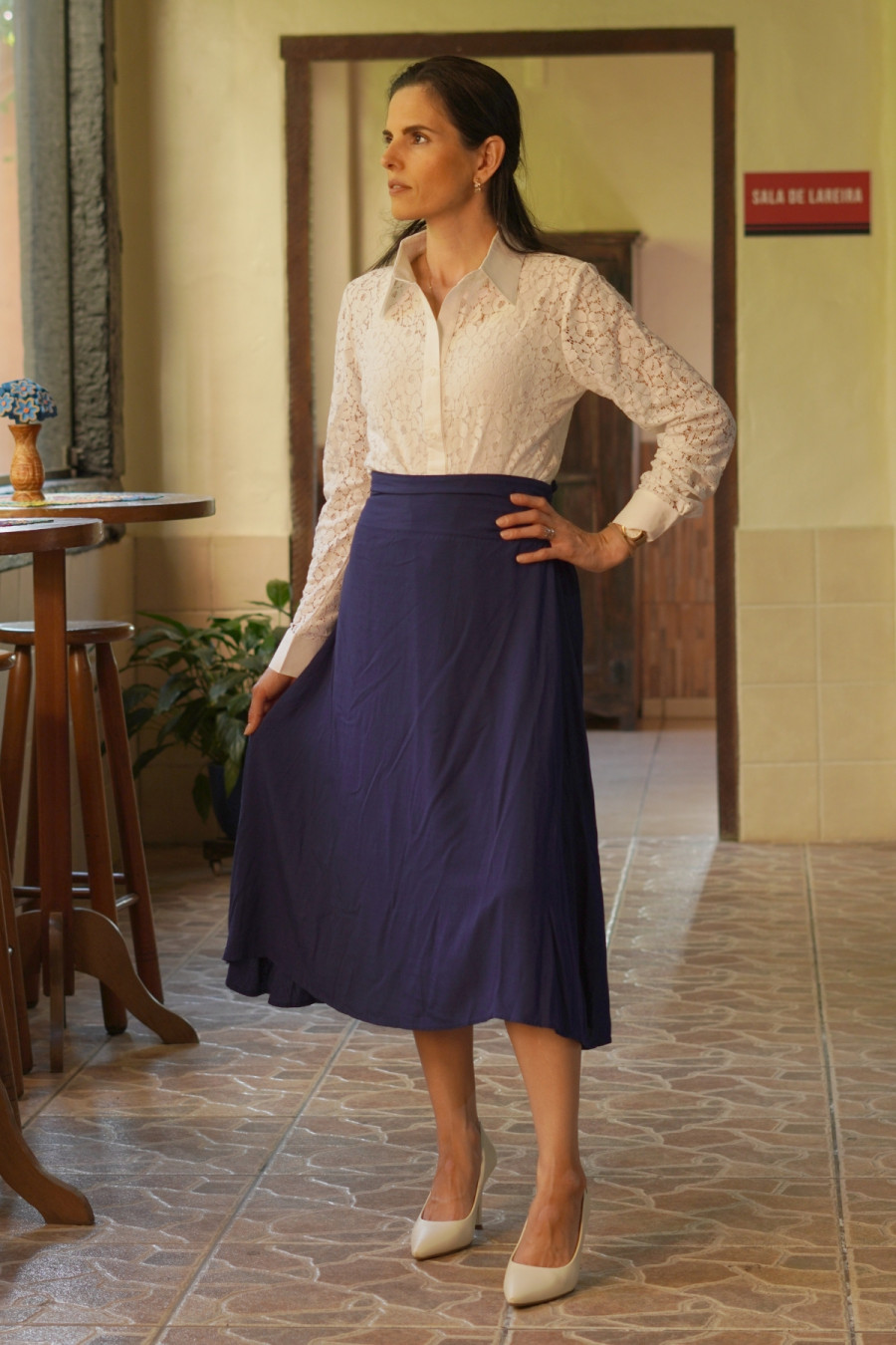 Saia midi l&iacute;rio azul