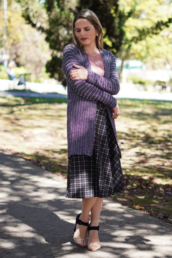 Cardigan alongado preto e branco