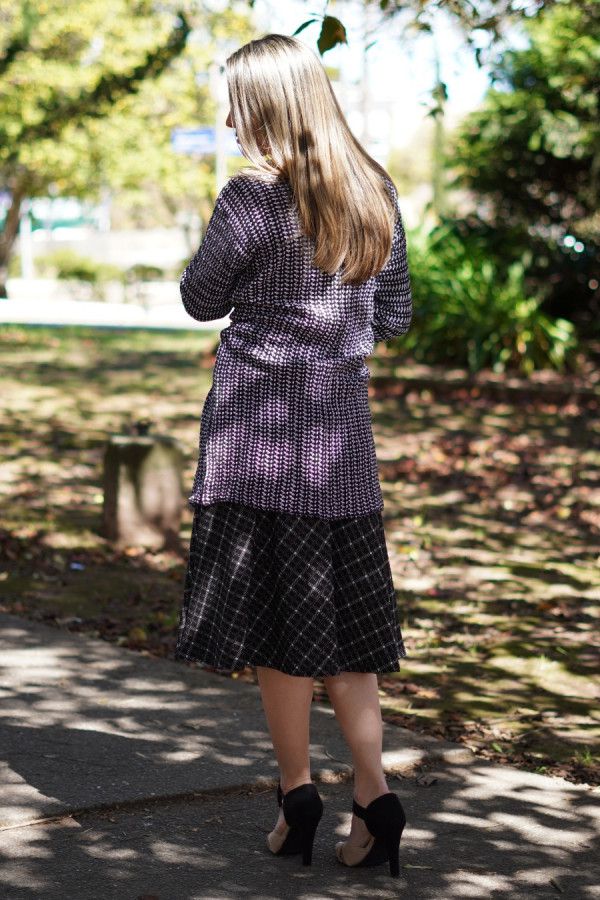 Cardigan alongado preto e branco