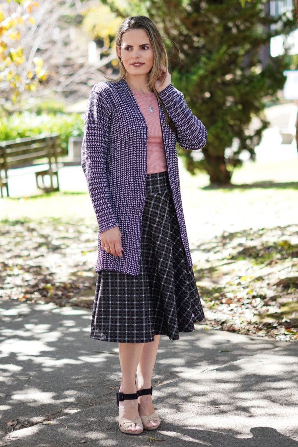 Cardigan alongado preto e branco