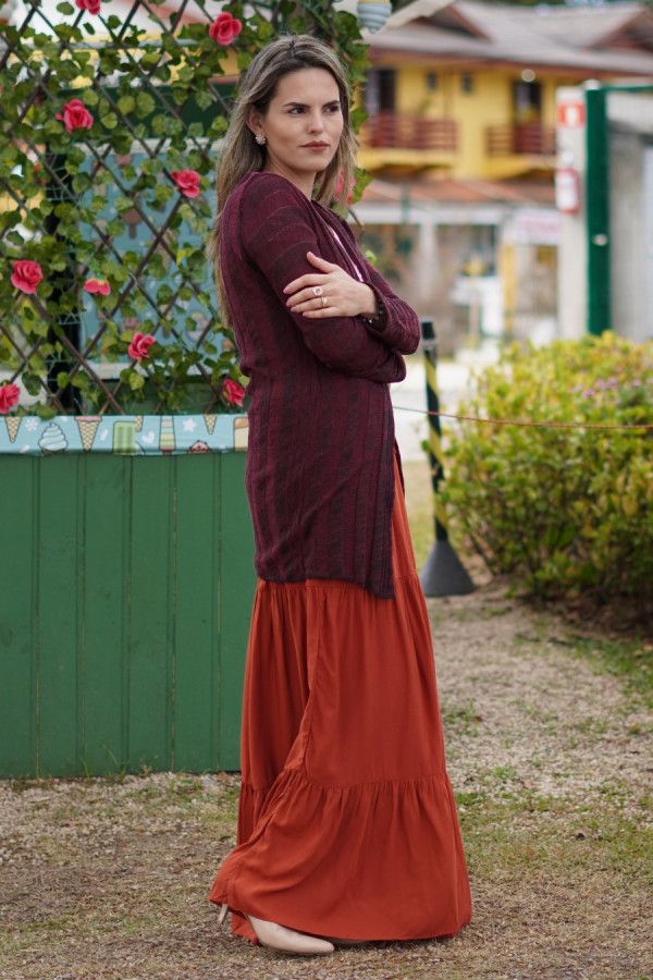 Cardigan alongado preto e vermelho