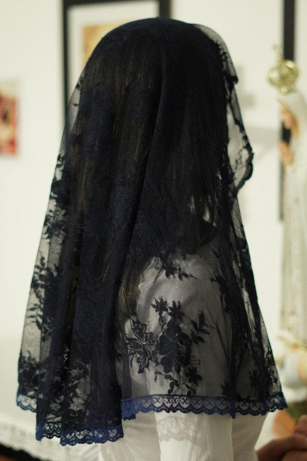 V&eacute;u azul marinho Santa &Acirc;ngela