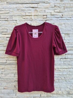 Blusa canelada vinho